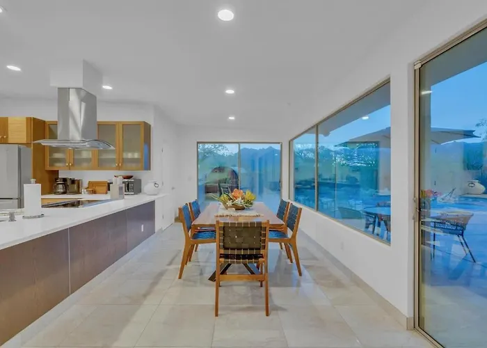 Holiday home Desert Vibes With Pool Sauna & Game *