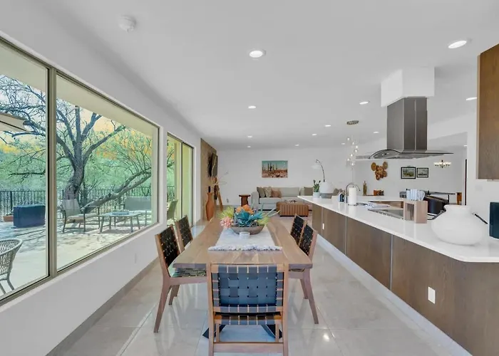 Desert Vibes With Pool Sauna & Game Holiday home Tucson
