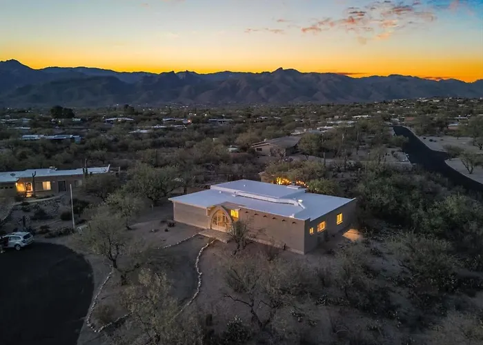 Desert Vibes With Pool Sauna & Game *