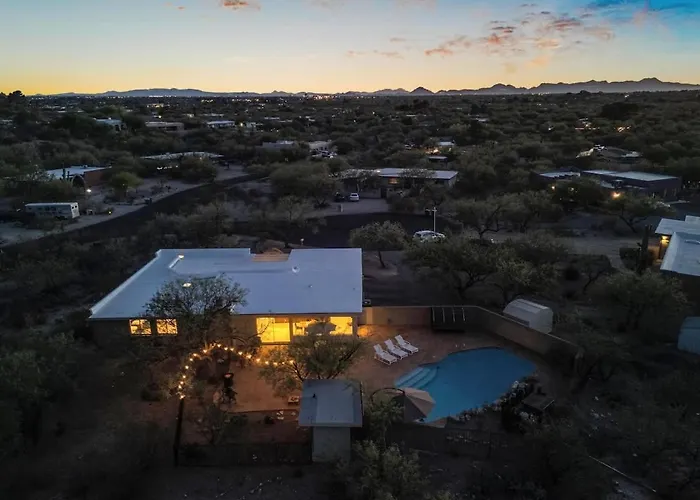 Holiday home Desert Vibes With Pool Sauna & Game *