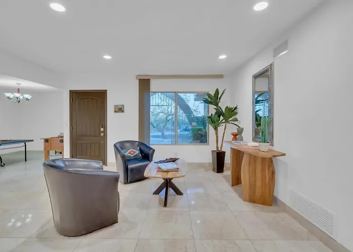 Desert Vibes With Pool Sauna & Game * Tucson