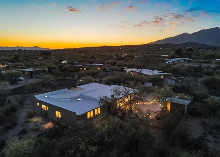 Desert Vibes With Pool Sauna & Game Tucson