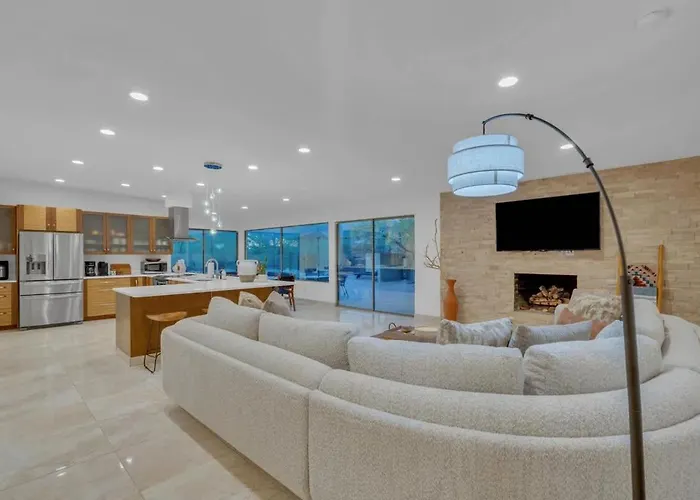Desert Vibes With Pool Sauna & Game