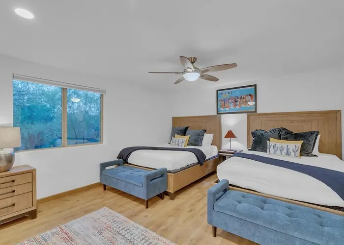 Desert Vibes With Pool Sauna & Game Holiday home Tucson
