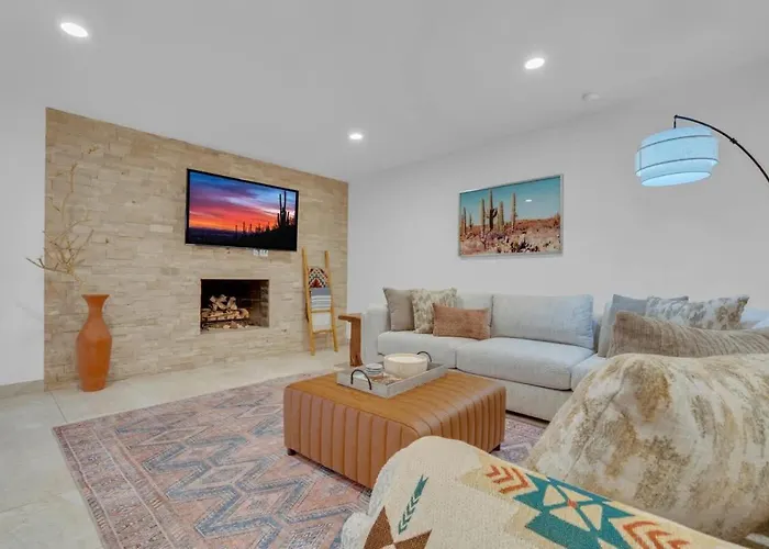 Desert Vibes With Pool Sauna & Game Holiday home *